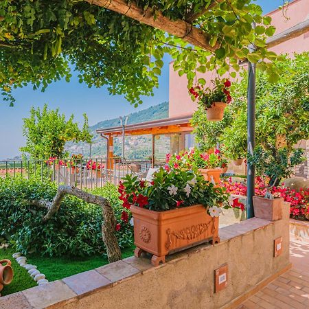 B&B Il Cortile Ravello Bagian luar foto