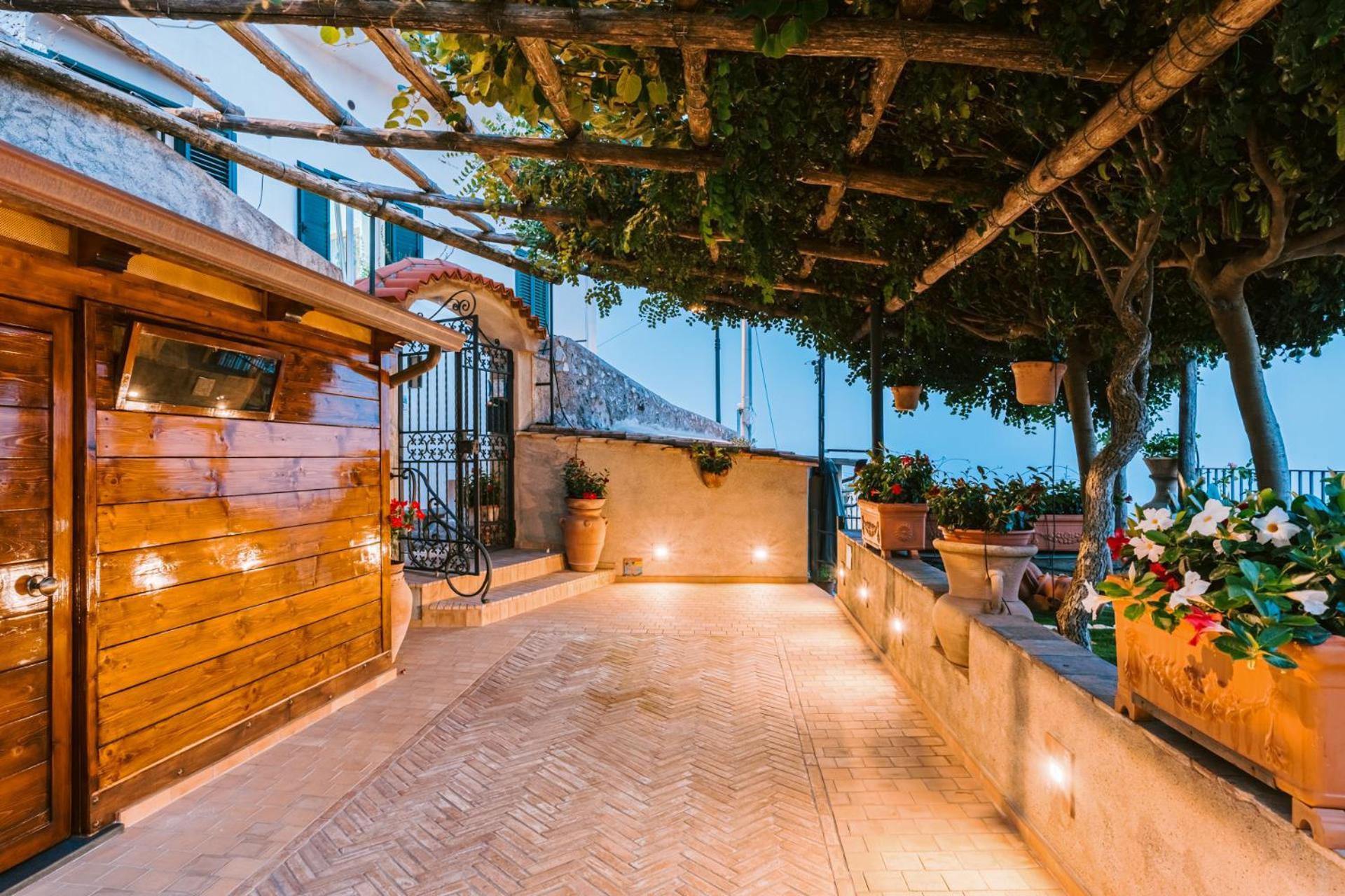 B&B Il Cortile Ravello Bagian luar foto