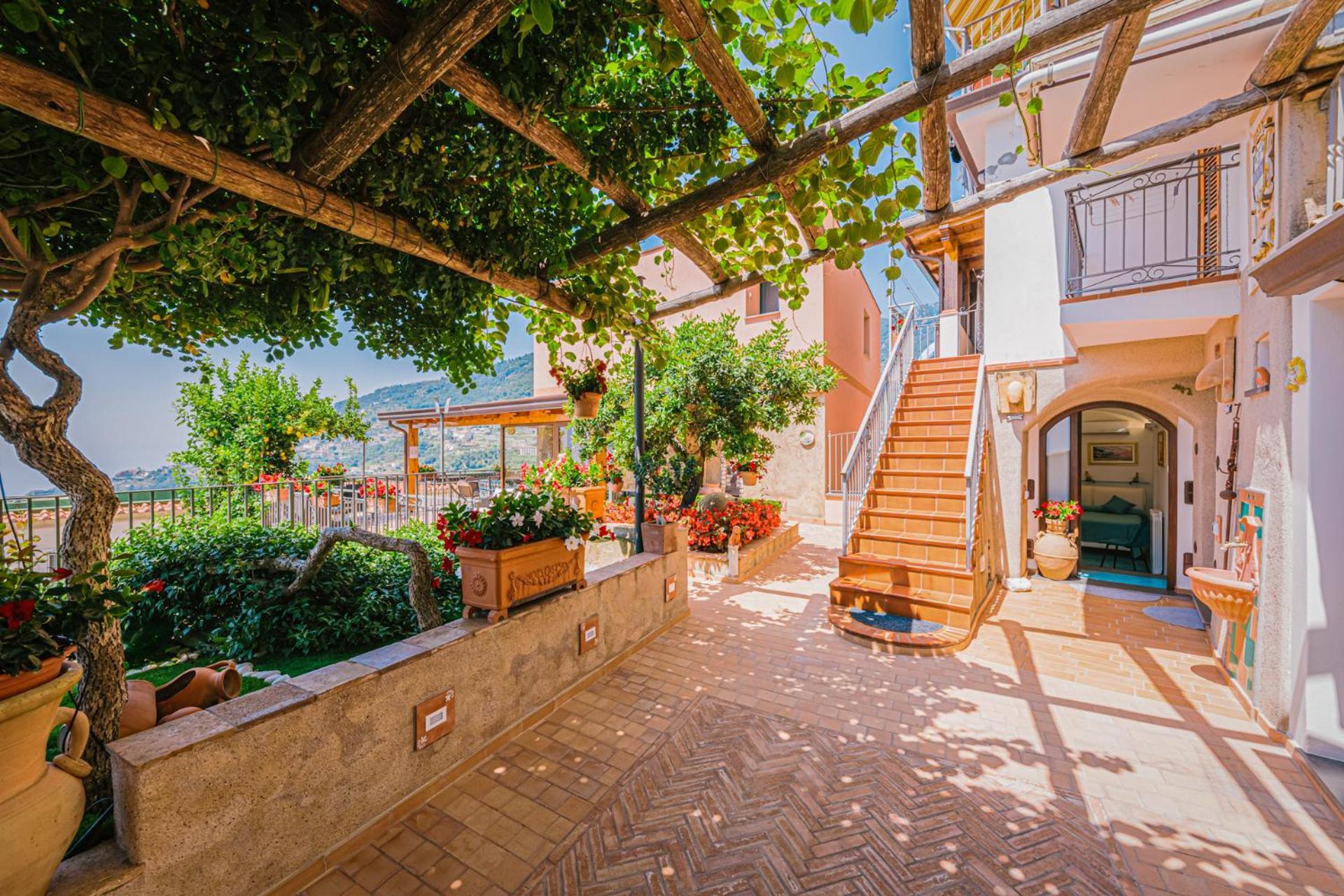 B&B Il Cortile Ravello Bagian luar foto