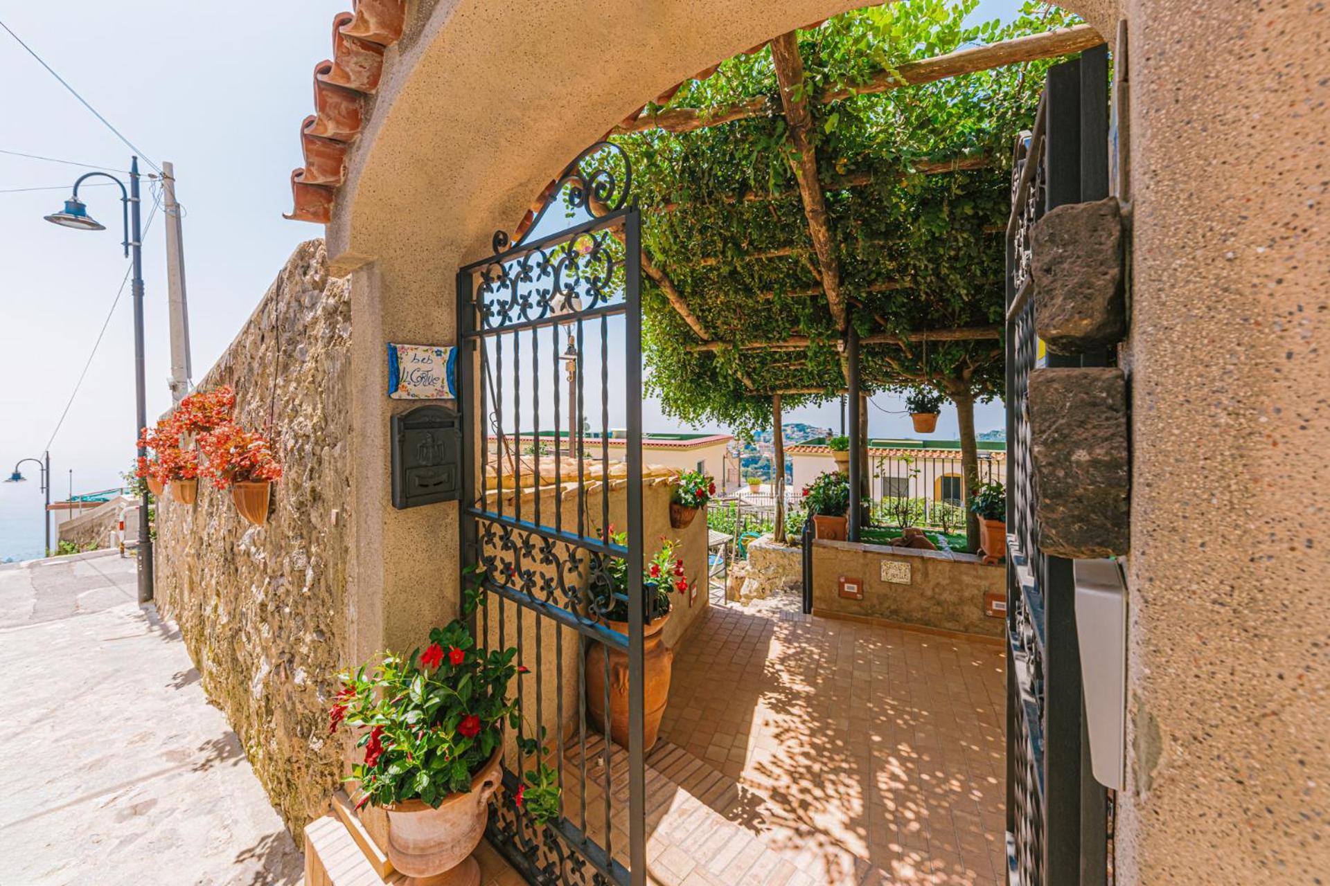 B&B Il Cortile Ravello Bagian luar foto